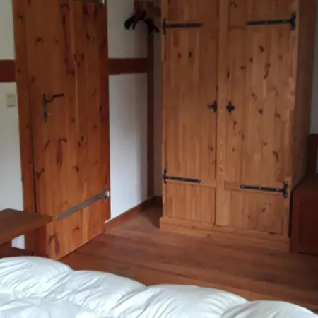 Appartement Grosse In Mit Garten *